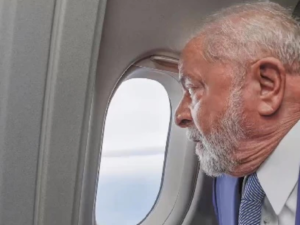 Em 2025, os gastos da União com passagens e diárias somaram R$ 3,88 bilhões, o maior valor desde 2014. Saiba mais sobre o aumento nas despesas e o impacto do crescimento da estrutura ministerial.