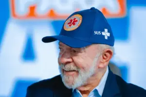A Transparência Internacional critica declarações de Lula sobre ataques a jornalistas e exige retratação. Entenda os impactos para a liberdade de imprensa e para as eleições