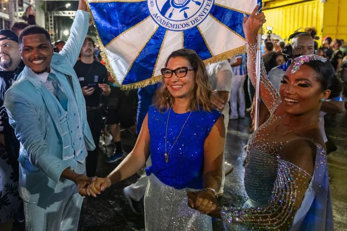 TCU investiga possível uso de recursos públicos no Carnaval 2026 e dá prazo de 15 dias para governo explicar atuação de servidores na Sapucaí.