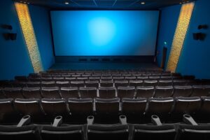 Anápolis inicia projeto de cinema gratuito com sessões semanais às quintas-feiras no Cine Sibasolly, espaço cultural com capacidade para 41 pessoas