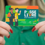 Caiado anuncia R$ 188 milhões para garantir Passe Livre e transporte gratuito a estudantes