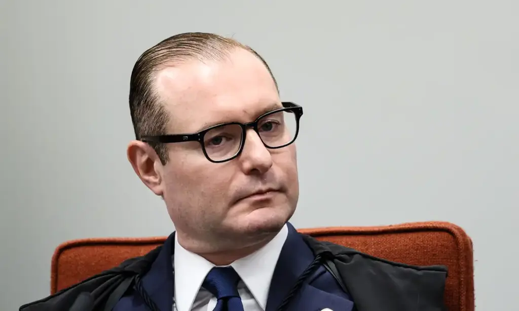 Zanin barra CPI do Banco Master que investigaria fraude estimada em R$ 12,2 bilhões