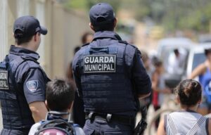 STF decide por 8 votos a 2 que municípios não podem mudar o nome da Guarda Municipal para Polícia Municipal. Entenda os impactos da decisão e os argumentos apresentados pelos ministros