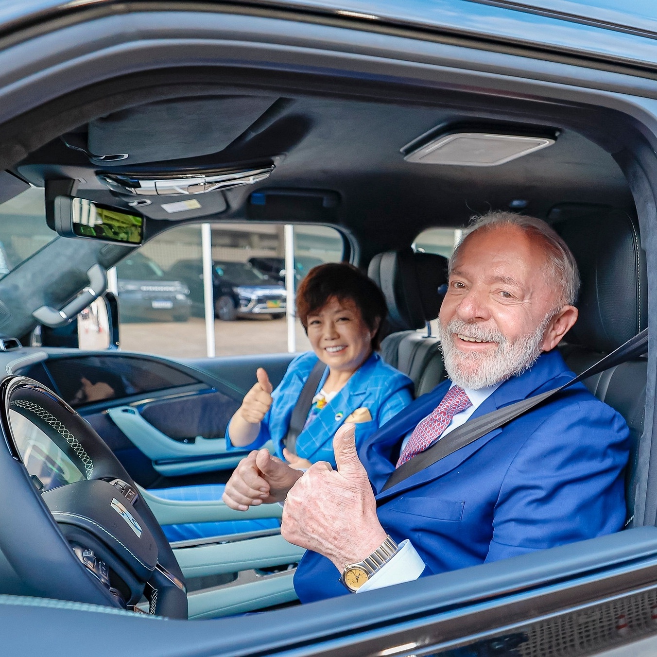 Demissão de secretário após caso com 163 trabalhadores e inclusão da BYD na lista suja intensifica crise no Ministério do Trabalho.