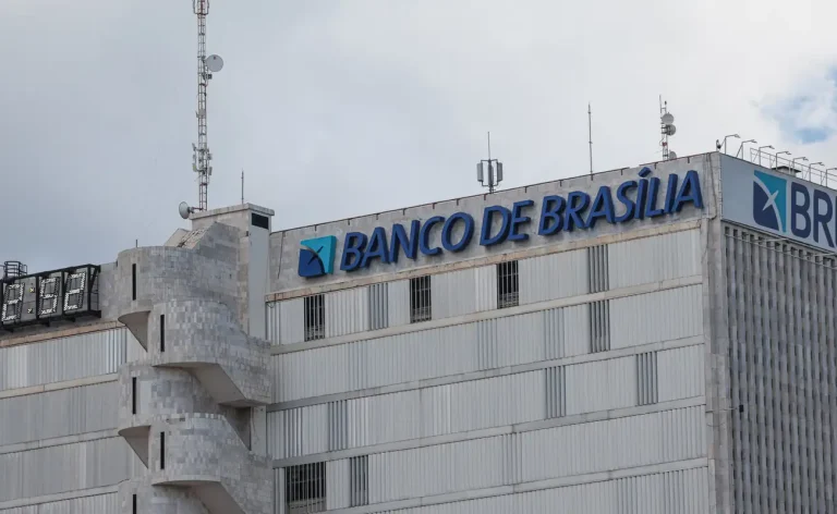 Deputados analisam projeto que autoriza aporte de até R$ 6,6 bilhões no BRB; Banco Central exige provisionamento que pode chegar a R$ 8 bilhões