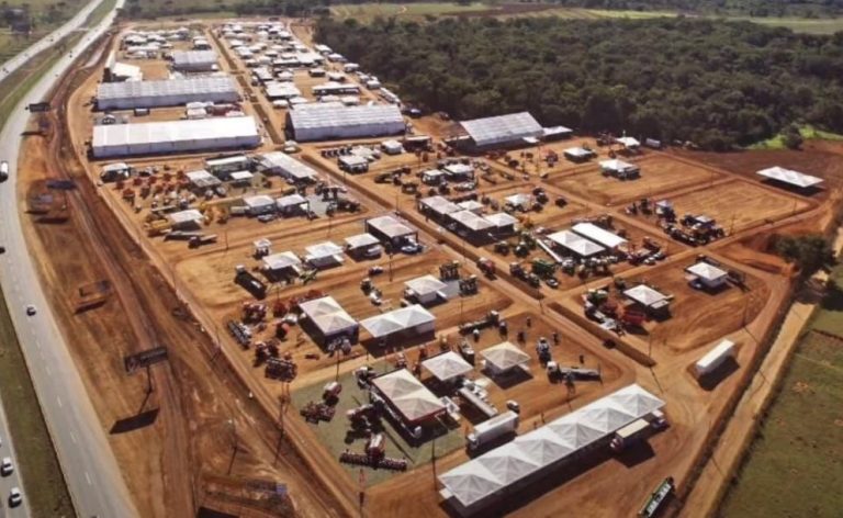 c04cf542-f376-4556-8a47-32f41b91dcf1