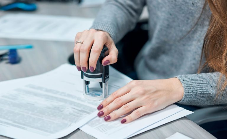 STJ reconhece validade jurídica da assinatura digital Gov.br e decide que documentos eletrônicos dispensam reconhecimento de firma em cartório na maioria dos casos