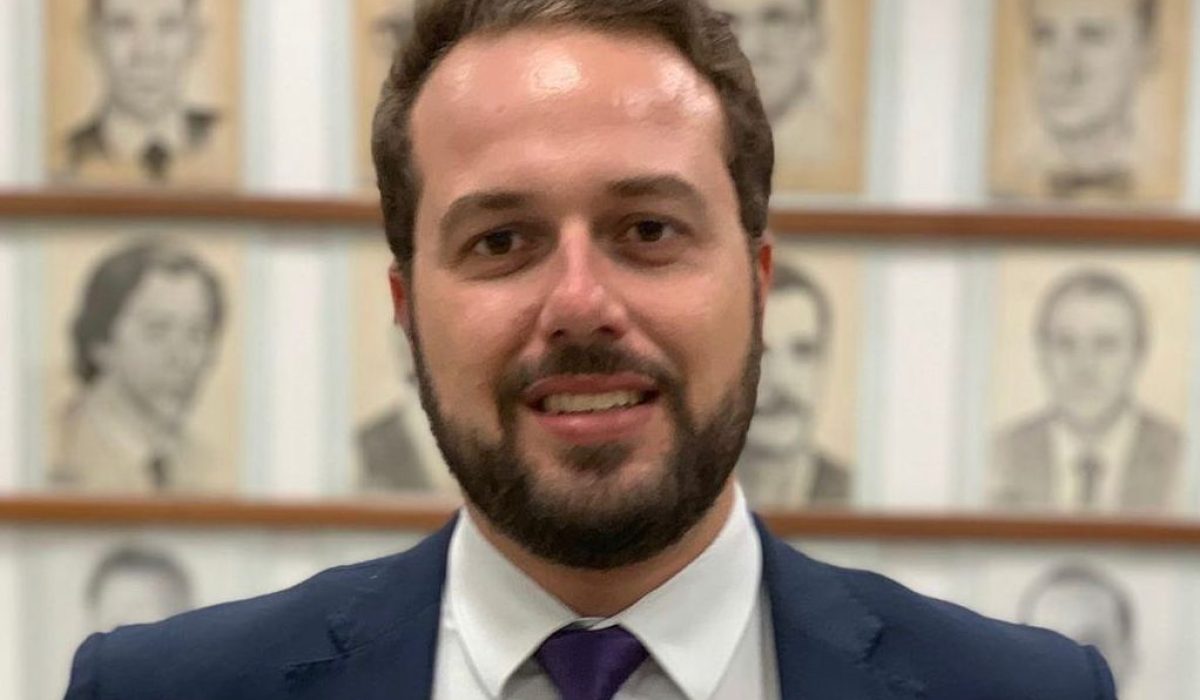 ea8c4c68-4677-412b-b916-fa943c9f619b ea8c4c68-4677-412b-b916-fa943c9f619b