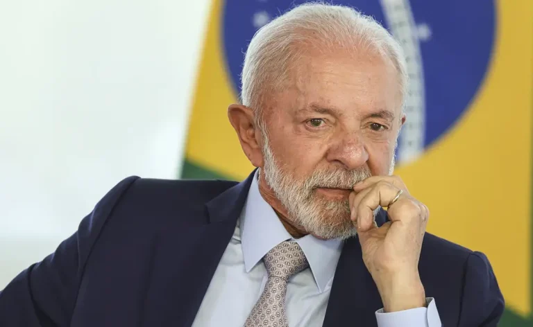 Governo federal registra déficit de R$ 30 bilhões em fevereiro de 2026, pressionado por previdência e aumento de despesas. Rombo acumulado chega a R$ 60,4 bilhões