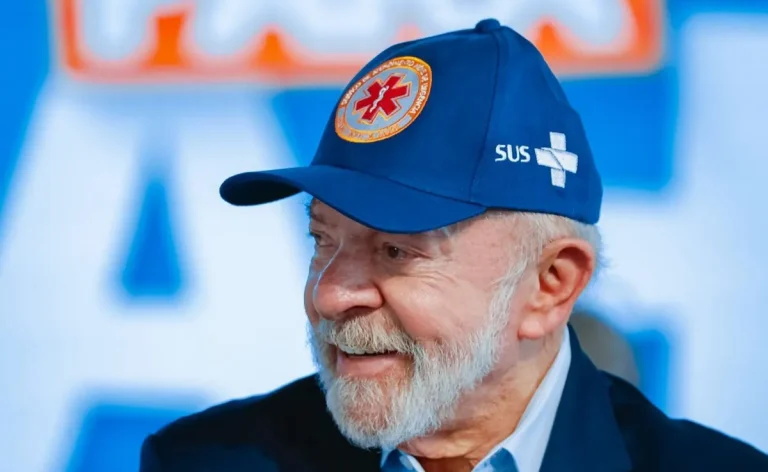 A Transparência Internacional critica declarações de Lula sobre ataques a jornalistas e exige retratação. Entenda os impactos para a liberdade de imprensa e para as eleições